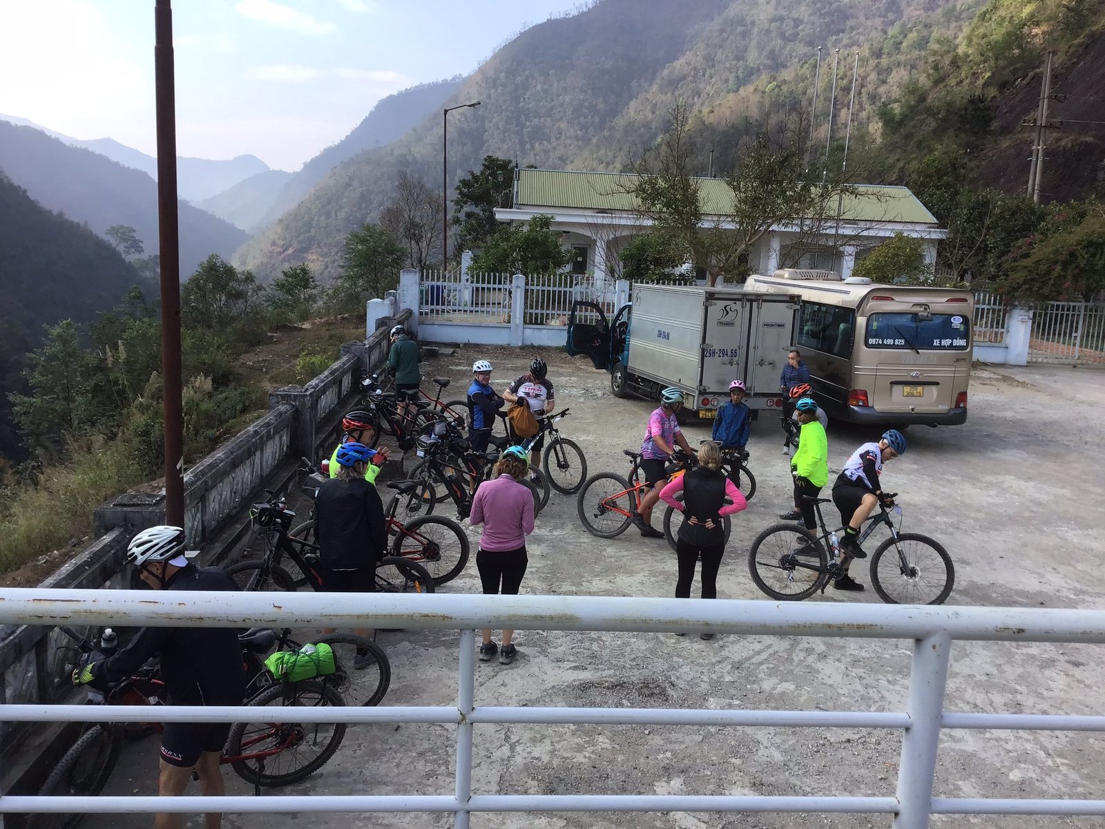 E-Bike Cycling Tour: Hanoi - Ba Be - Ha Giang 7 Days